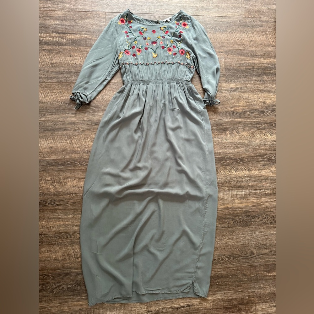 Jewel Tones Floral Embroidered Maxi Dress with Tie Sleeves Size M